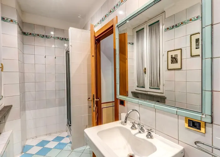 Apartment Lovely Flat By The Trevi Fountain Rom