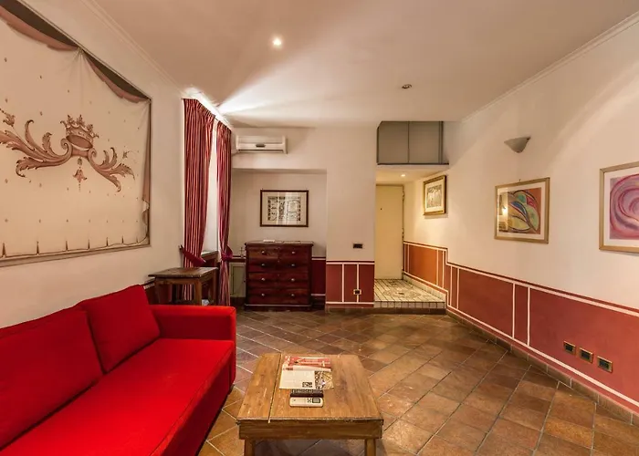 Lovely Flat By The Trevi Fountain Apartment
