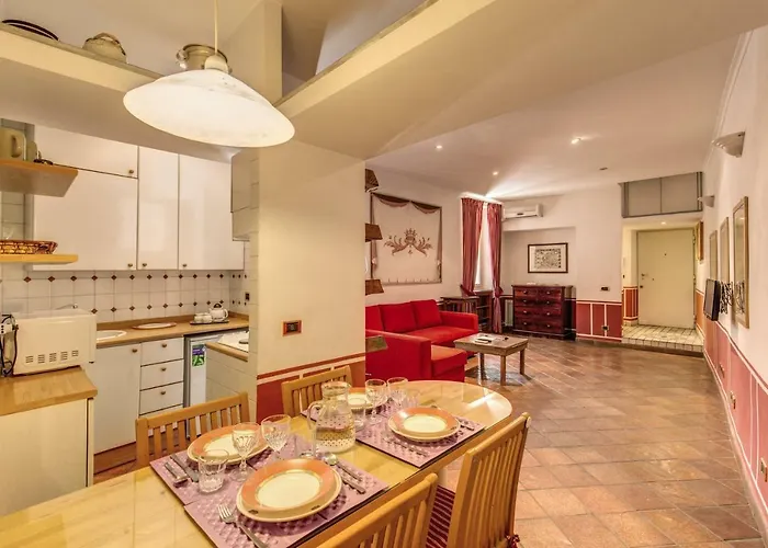 Lovely Flat By The Trevi Fountain Apartment